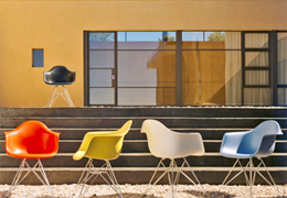 イームズやネルソンなど、世界的に評価の高い家具を次々と生み出してきた。